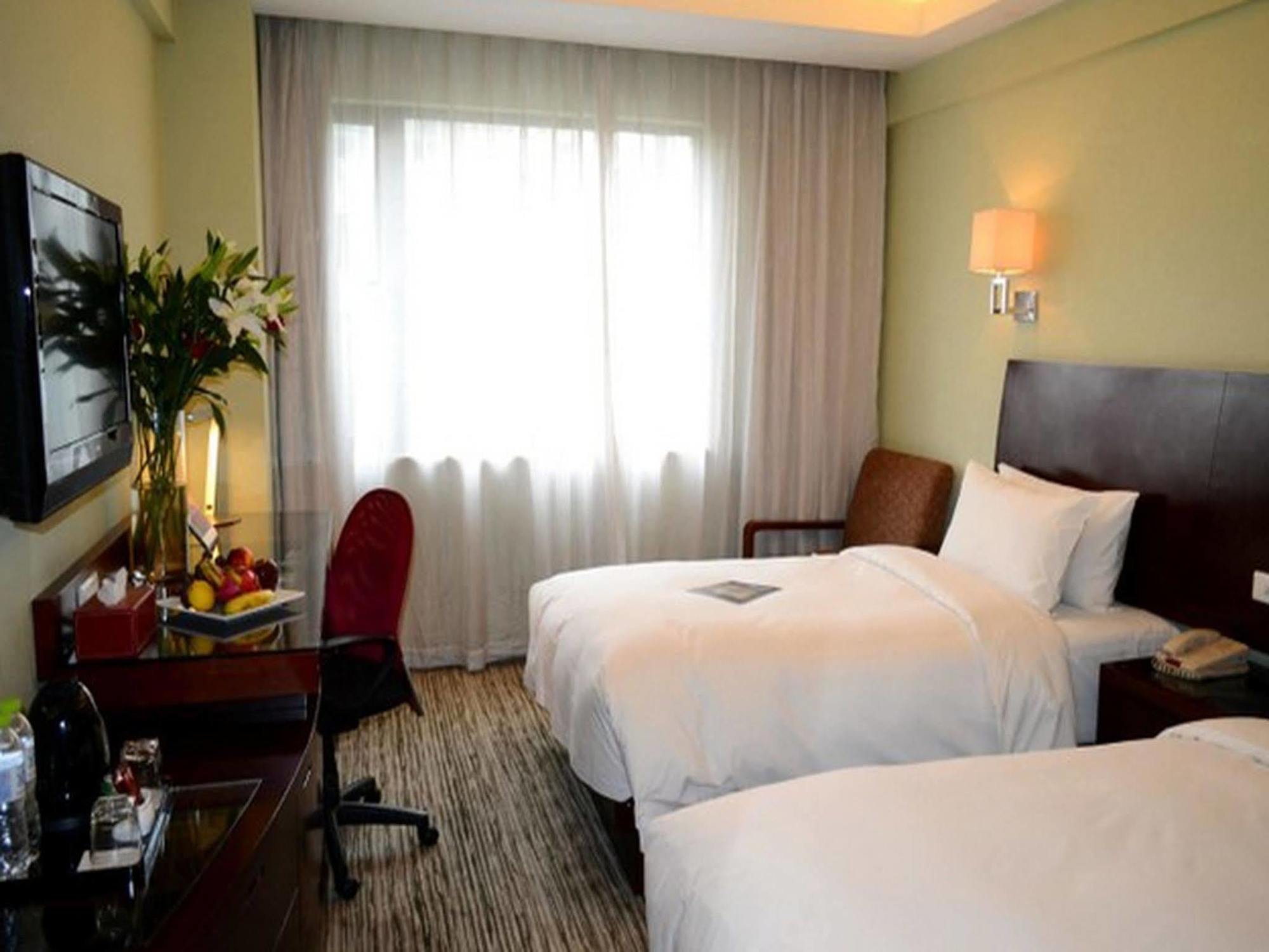 Narada Boutique Hotel Yiwu Huafeng Dış mekan fotoğraf